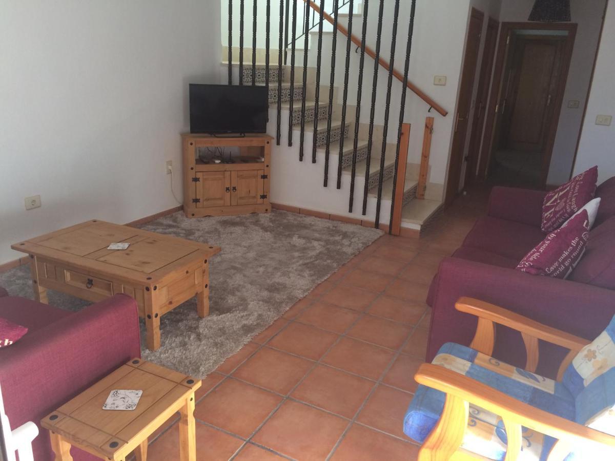 Puerto De Mazarron Large House With Roof Terrace & Sea Views-5 Guests Have 3 Bedrooms & 1 To 4 Guests Have 2 Bedrooms Экстерьер фото